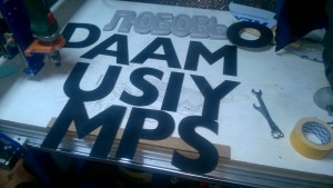 Лазерная резка оргстекла