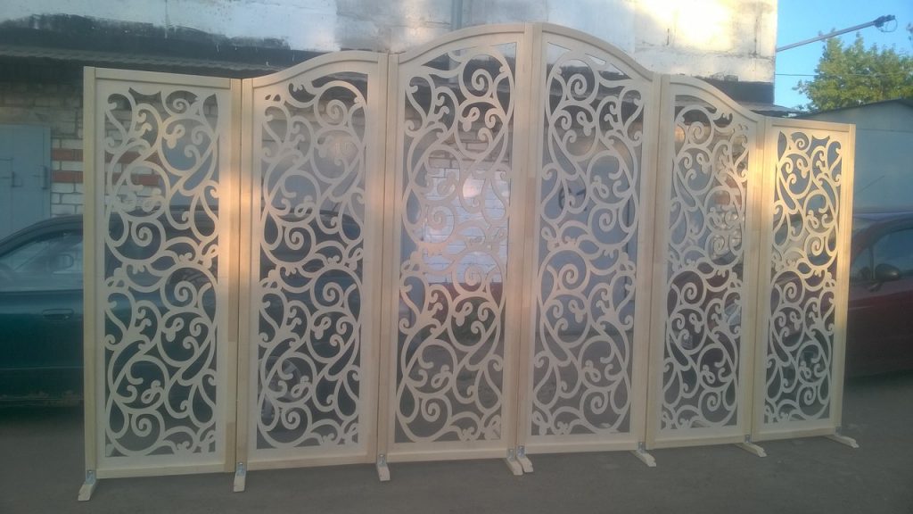 Лазерная резка фанеры. Декоративная ширма.